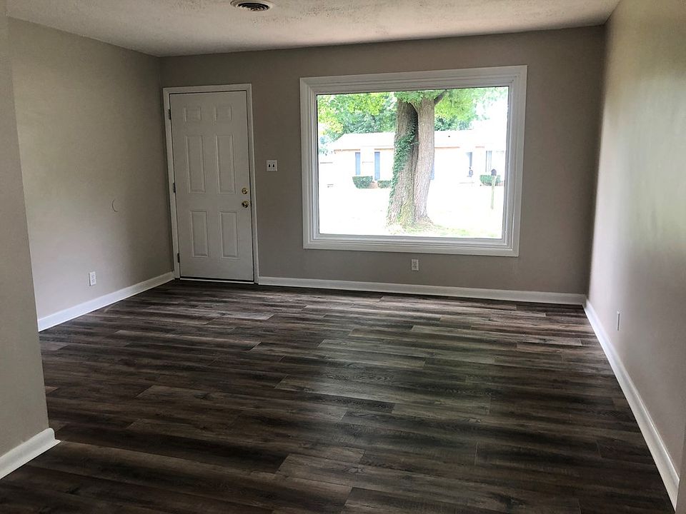 2nd image of 2039 Curling Dr