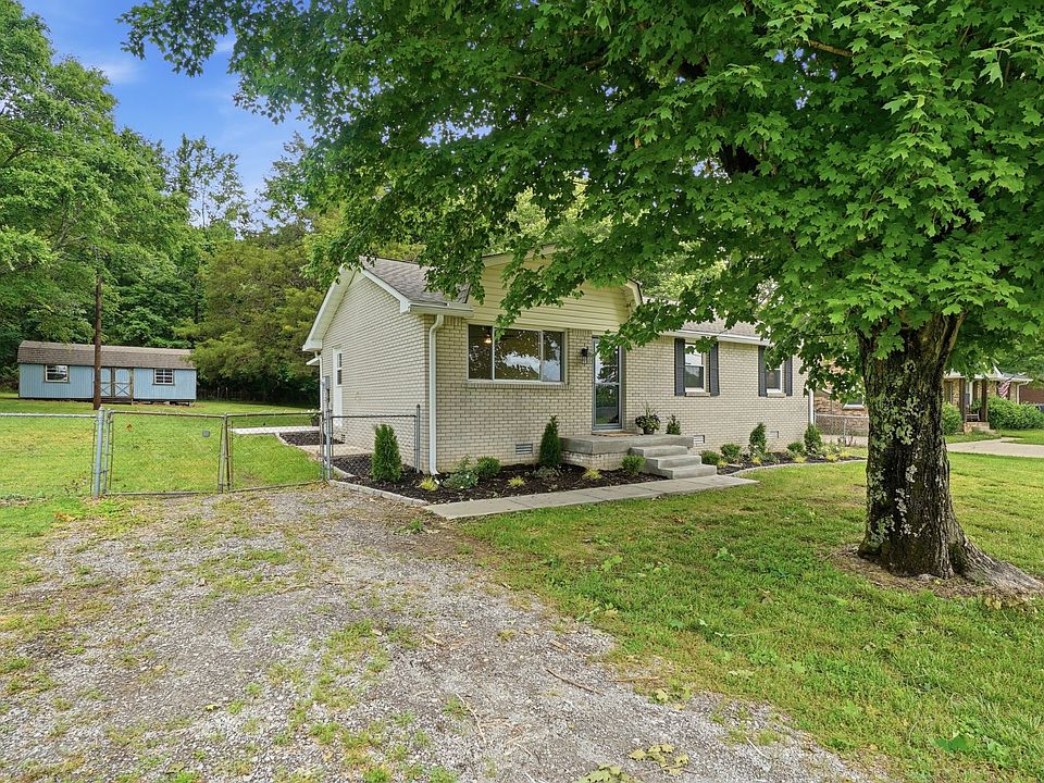 1st image of 2758 Goodsprings Rd