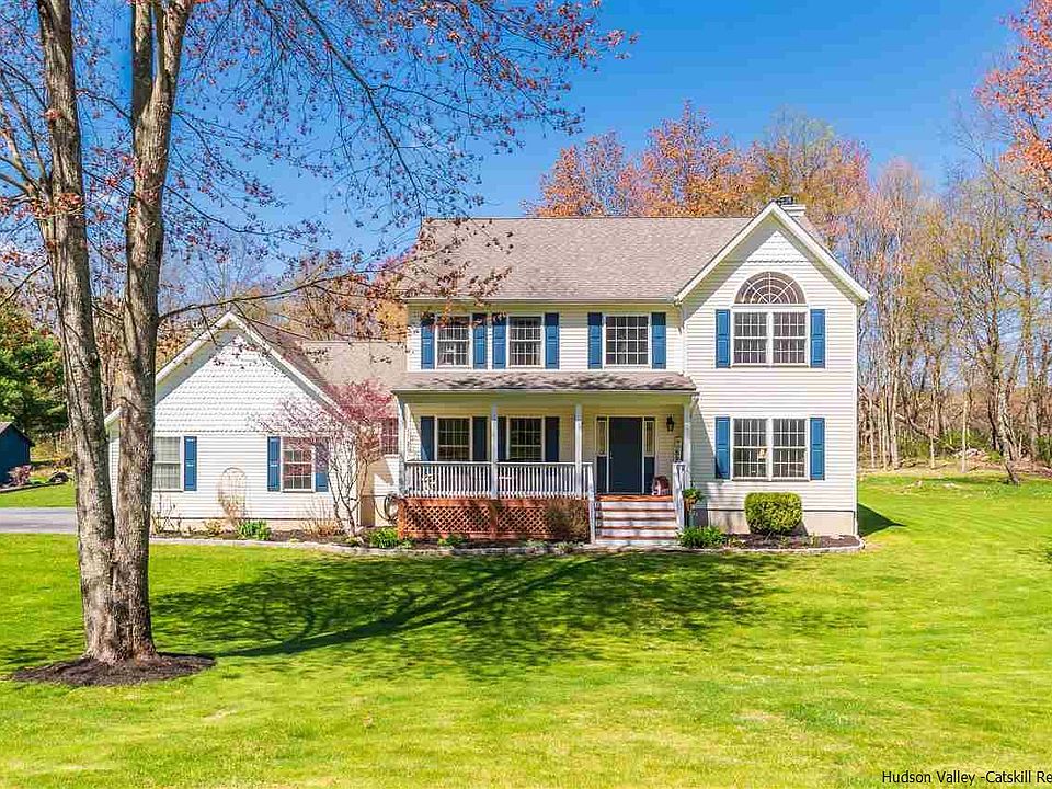 1st image of 484 Orchard Dr