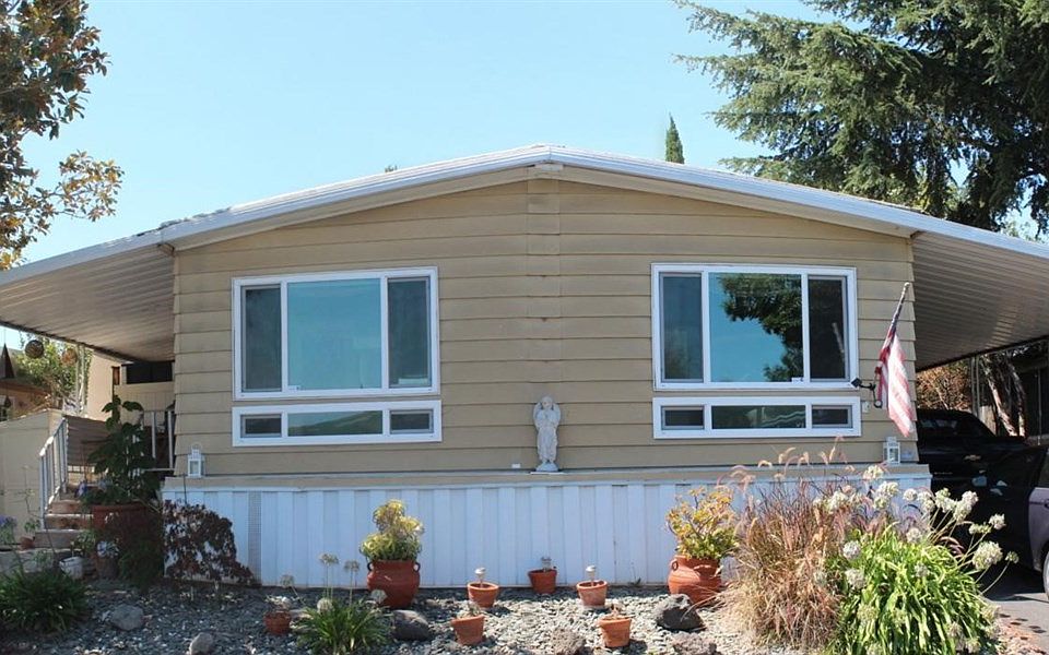 1st image of 102 El Bosque Ave