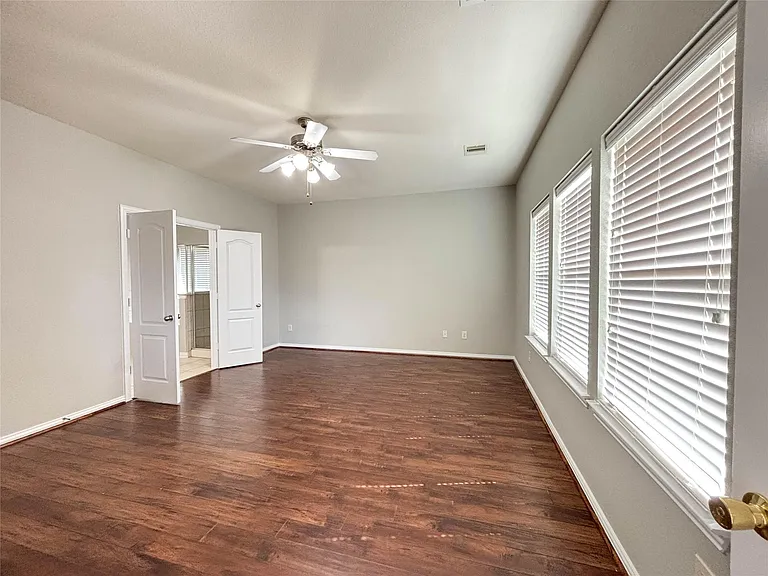 1323 Maple Ace Dr — Photo 14