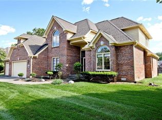 6411 Cherbourg Dr, Indianapolis, IN