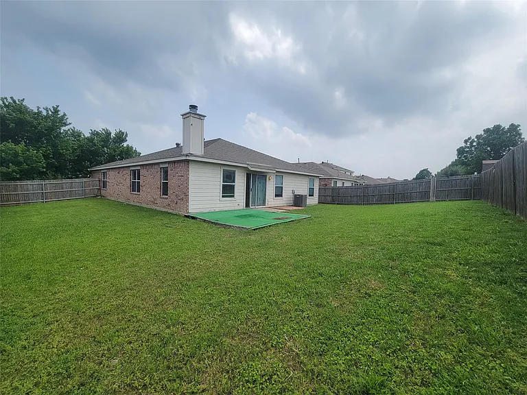 1411 Dundee Dr — Photo 19