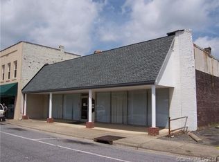 125 E Sycamore St, Lincolnton, NC 28092