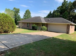 123 Stone Dr, Lufkin, TX 75904