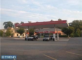 1st image of 1302 Wilmington Park