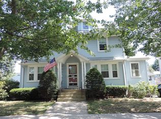 29 Ellington Rd, Quincy, MA 02170