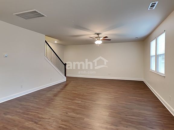 5th image of 107 Marin Dr