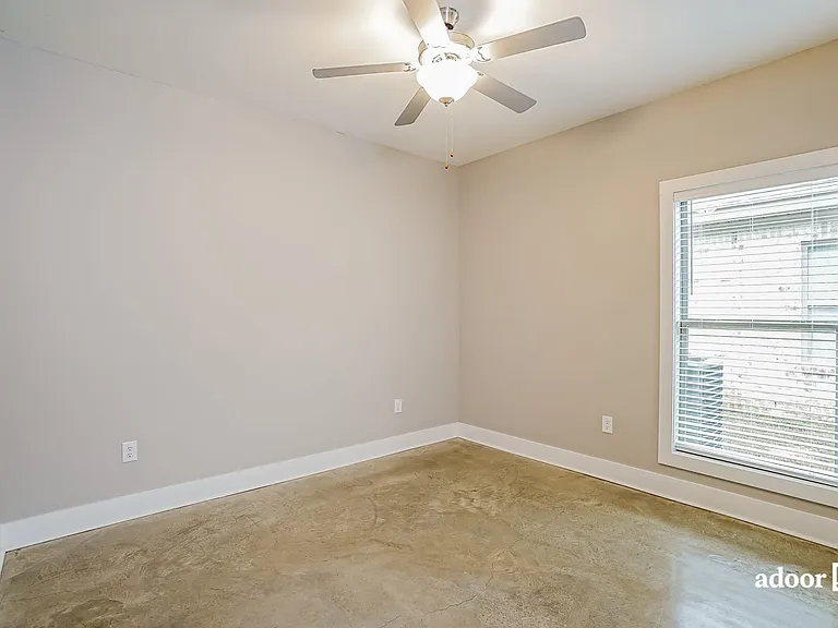 143 Shelby Mae Cir — Photo 10