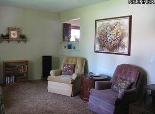 195 Fairpark Dr, Berea, OH 44017