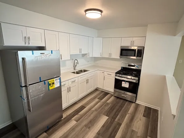 1971 N 19th Ave APT 6, Melrose Park, IL 60160