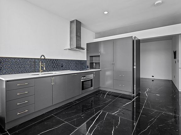 5th image of 2430 Victory Park Ln APT 2701