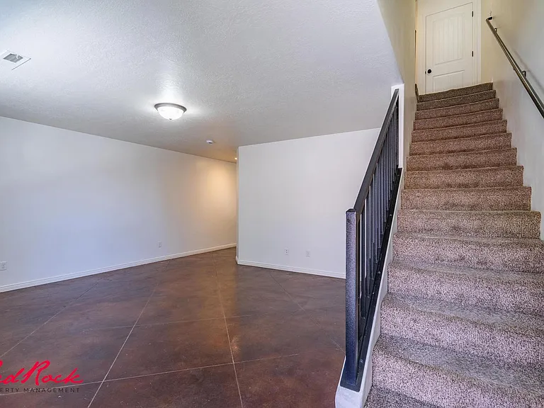 2801 E 450 N #310 — Photo 5