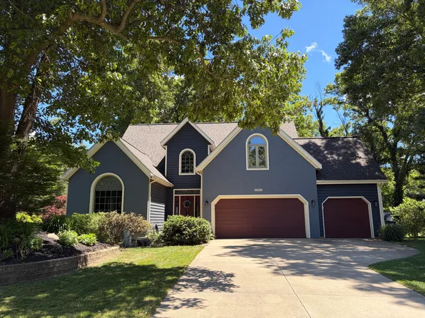 594 Springwood Dr, Kalamazoo, MI 49009