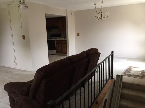3rd image of 10137 E Penrith Dr