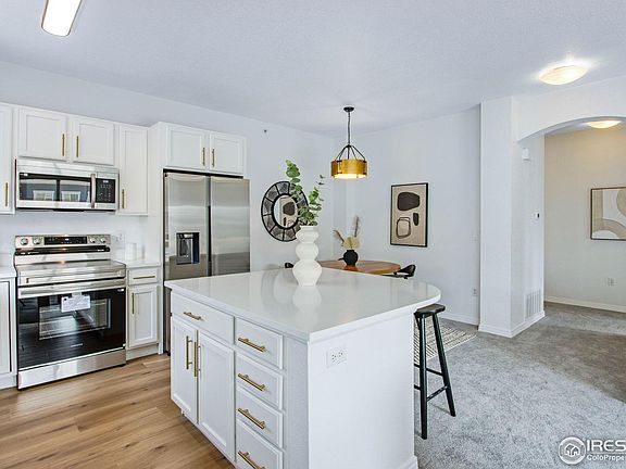 2nd image of 9551 Pearl Cir #202