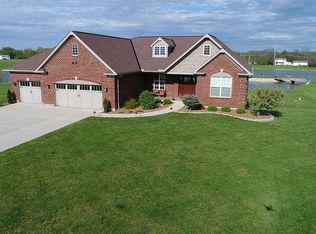 4254 Morgans Ridge Dr, Lawrenceburg, IN 47025