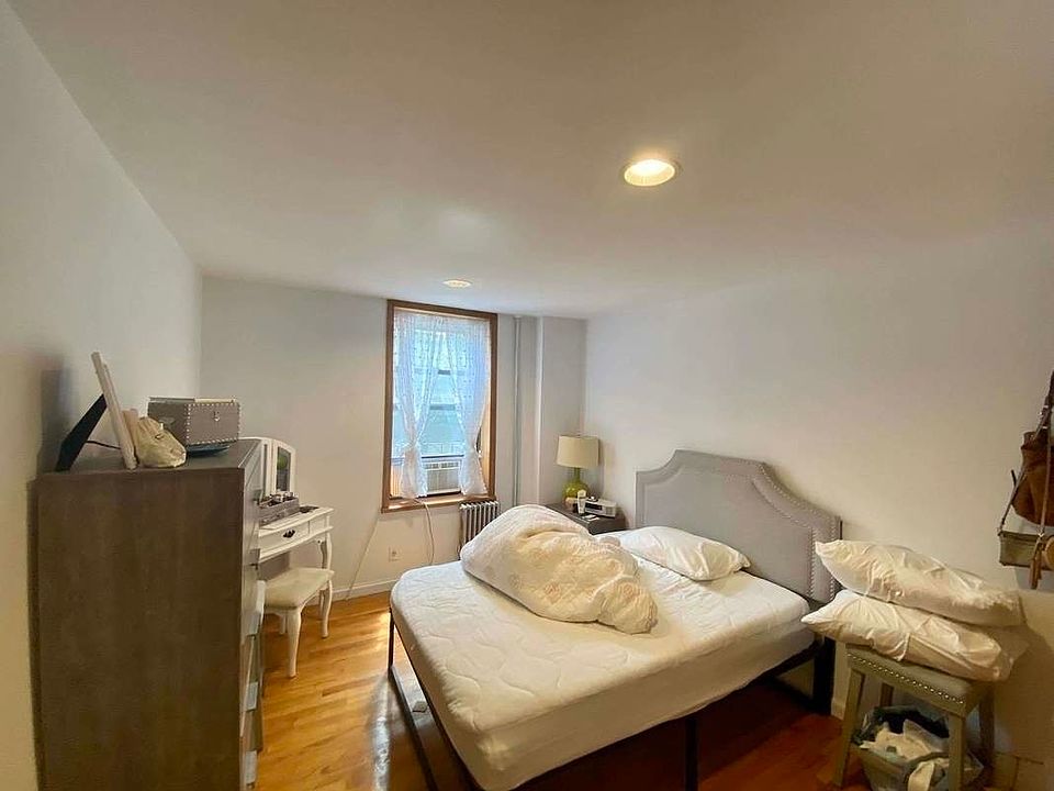 1st image of 112 Avenue A #4F