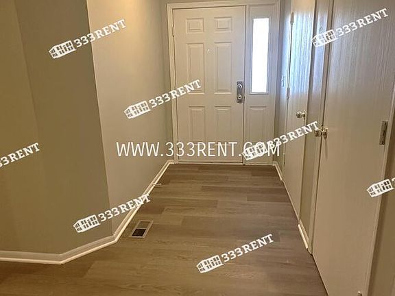 2nd image of 1301 N 4th St