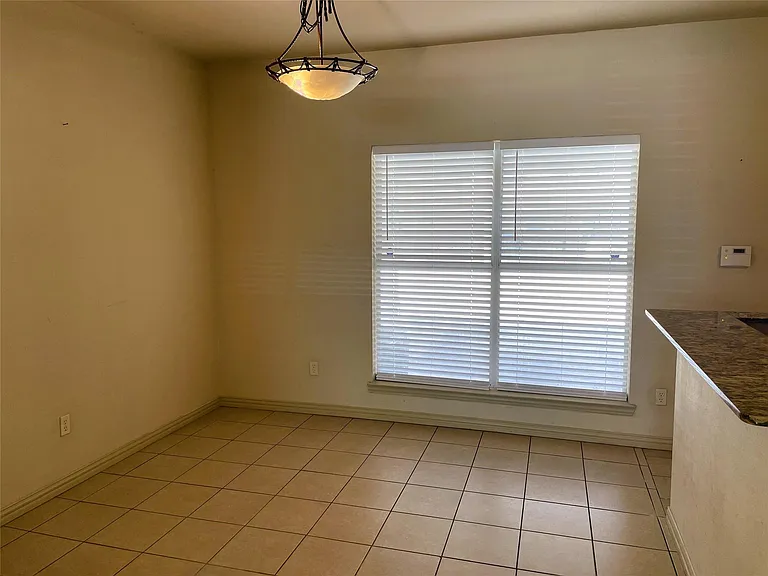 2320 Calendar Ct — Photo 16