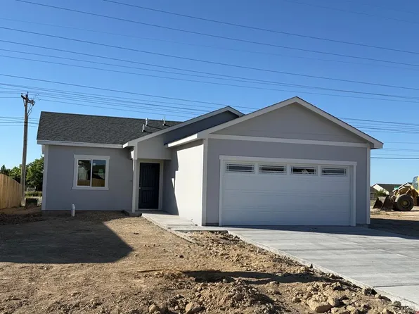 5204 Gannet Ln, Pueblo, CO 81008