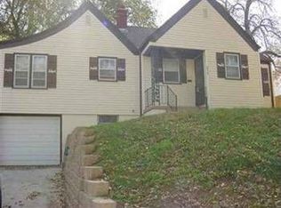 4925 Maple St, Omaha, NE 68104