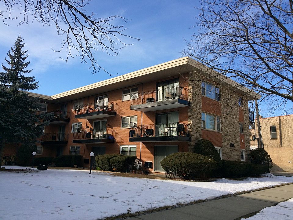 1st image of 4744 N Kenneth Ave APT 3A