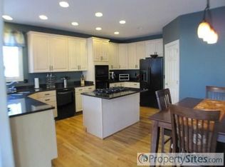 24 Willow Oak Ct, Simpsonville, SC 29681