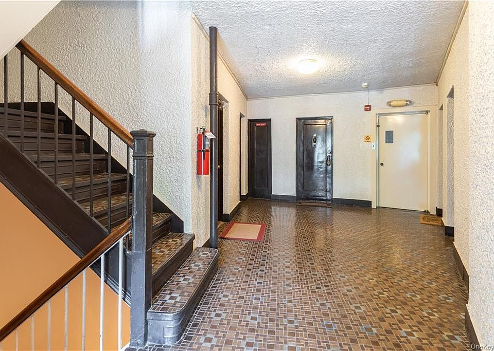 914 Wynnewood Rd, Pelham, NY 10803 Zillow