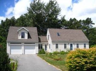 1 Cornfield Dr, Somersworth, NH 03878
