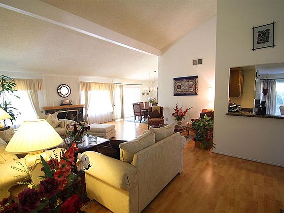 4th image of 13361 Golden Valley Ln