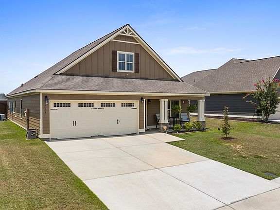 3rd image of 111 Park Ridge Dr