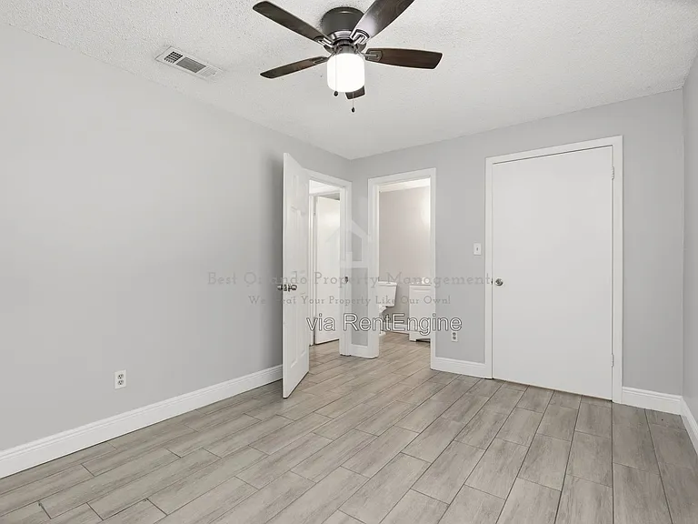 1950 Bonneville Dr #1 — Photo 16