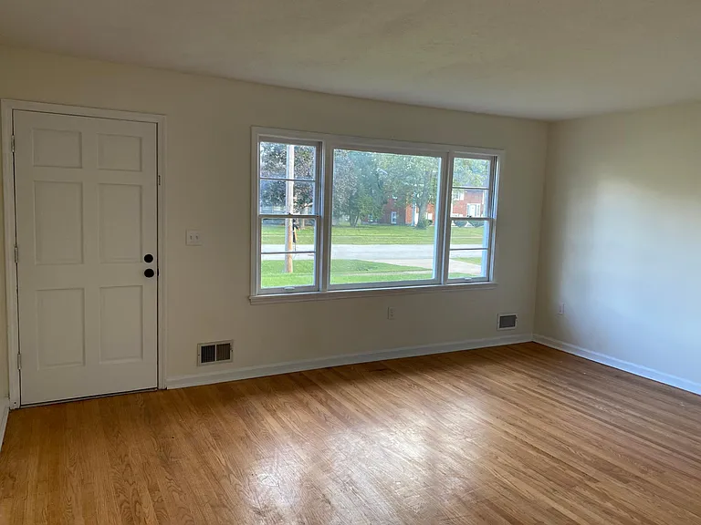8202 Gloxinia Dr — Photo 3