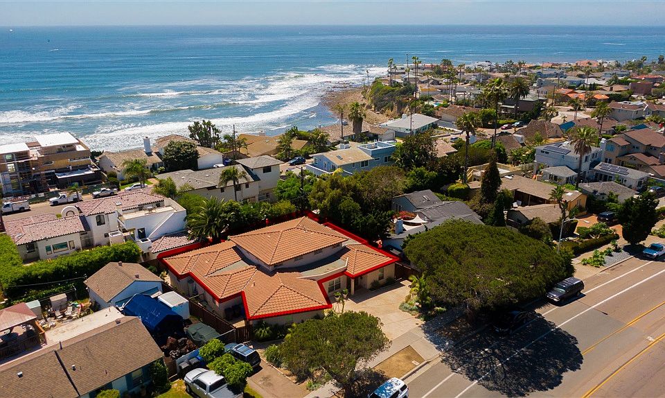 2nd image of 5250 La Jolla Blvd