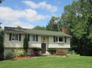 11 Rose Ln, Wappingers Falls, NY 12590