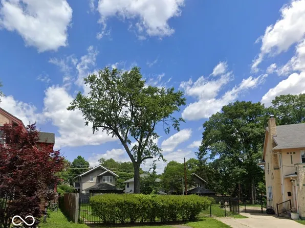 544 Central Ct N, Indianapolis, IN 46205