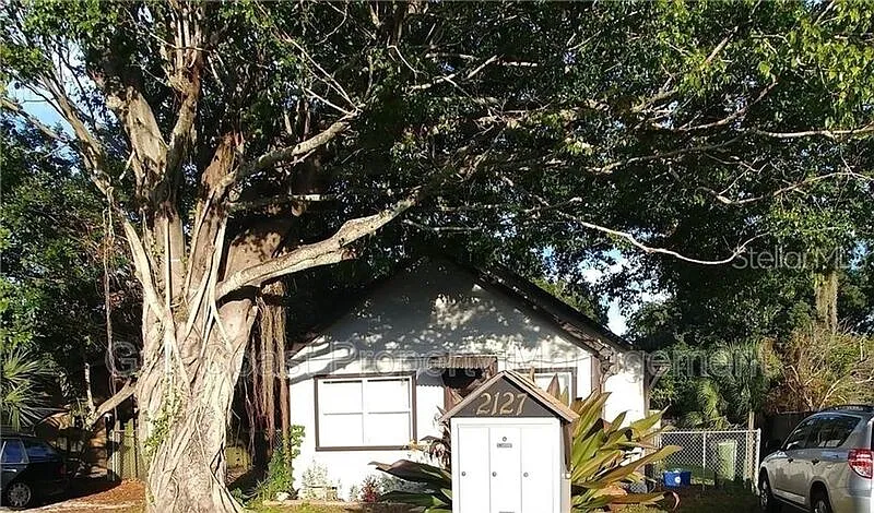 1 bed, 1.0 bath, 700 sqft, $1,099 — Photo 1