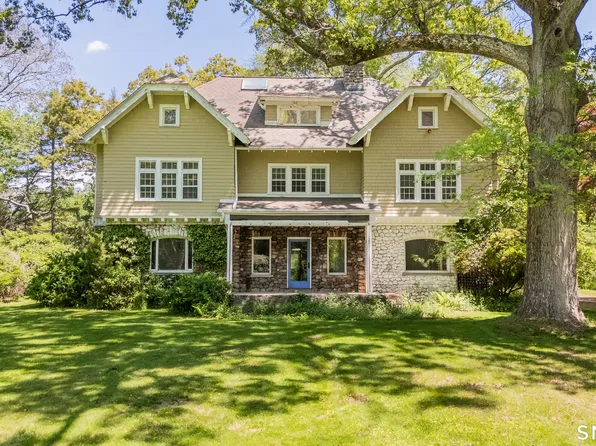 95 Beecher Road, Woodbridge, CT 06525