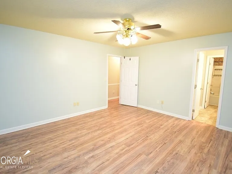 70 Covey Trl — Photo 16
