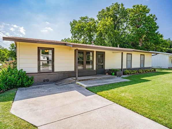 201 S Lancaster St, Granbury, TX 76048