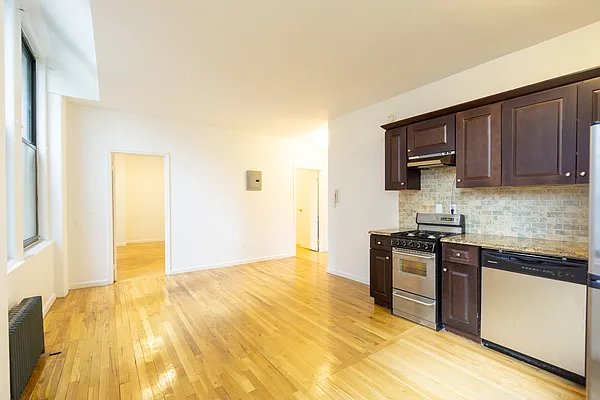 Rented by City Connections Realty | media 22