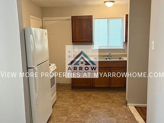 3rd image of 6341 Evergreen Blvd