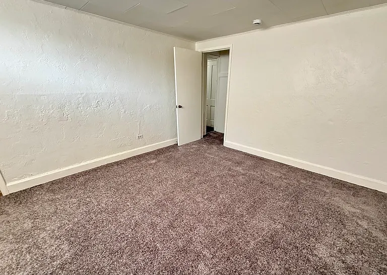 2021 N Irving St — Photo 6