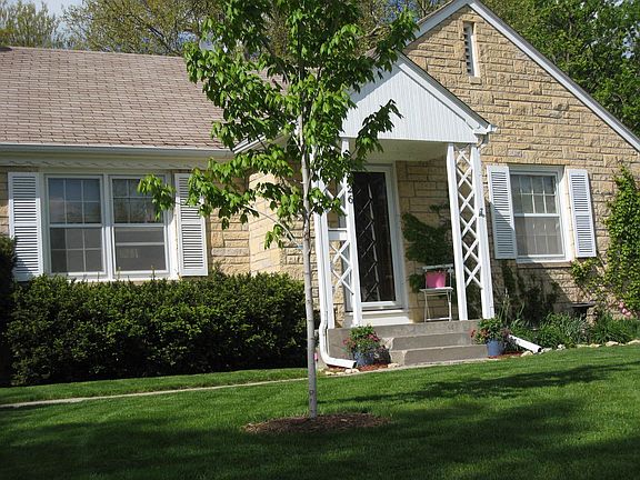 Mature lanscaping and sprinkler system