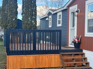 25 1st St, Sussex Corner, NB E4E 2W2