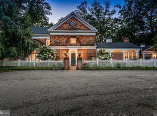 18 Merry Hill Ct, Pikesville, MD 21208