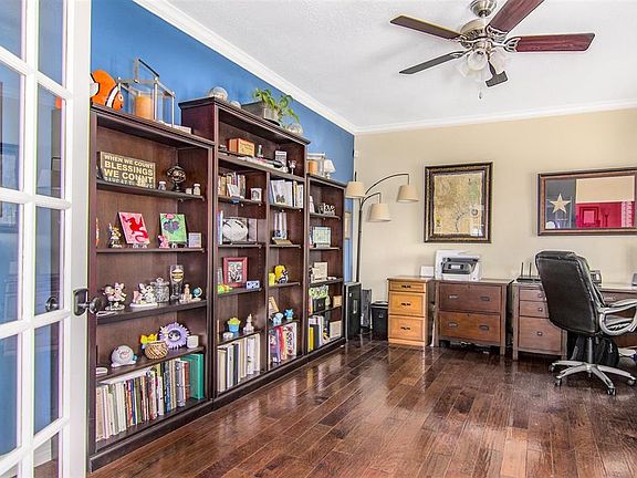 4th image of 3519 Garden Lake Dr