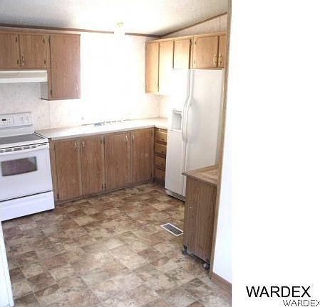 2nd image of 2790 HEARNE Avenue