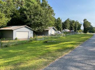 740 Youngs Mill Rd, Lineville, AL 36266